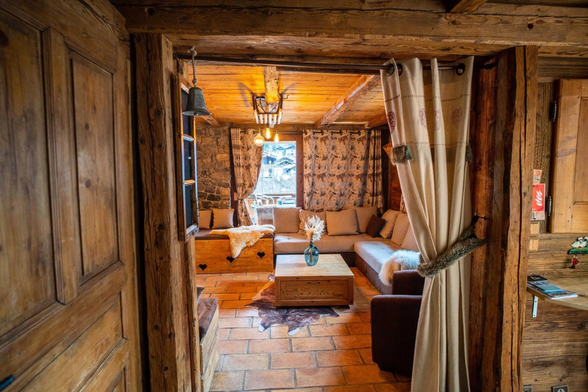 Savoya Lodges Châtel Екстериор снимка