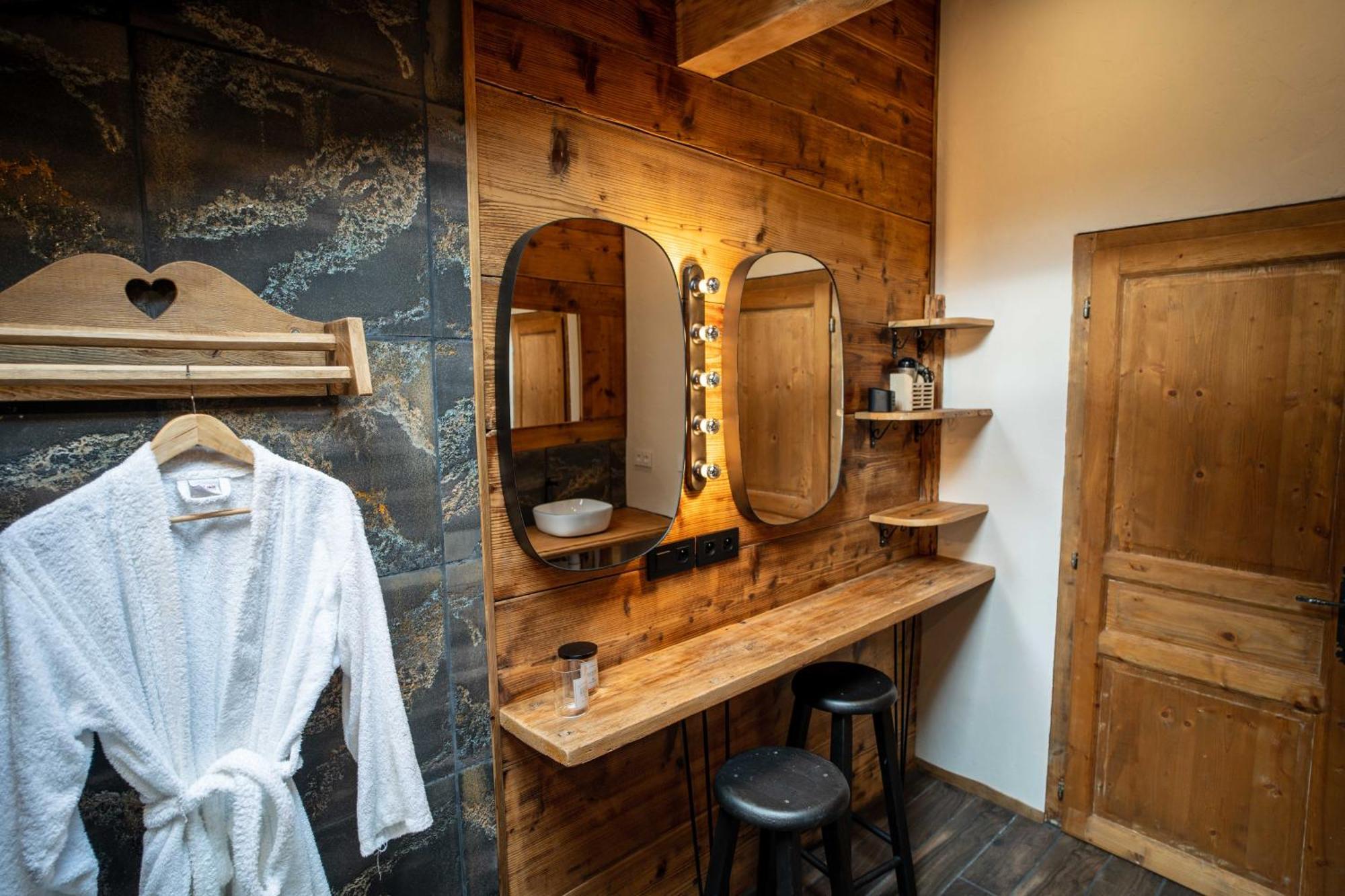 Savoya Lodges Châtel Екстериор снимка
